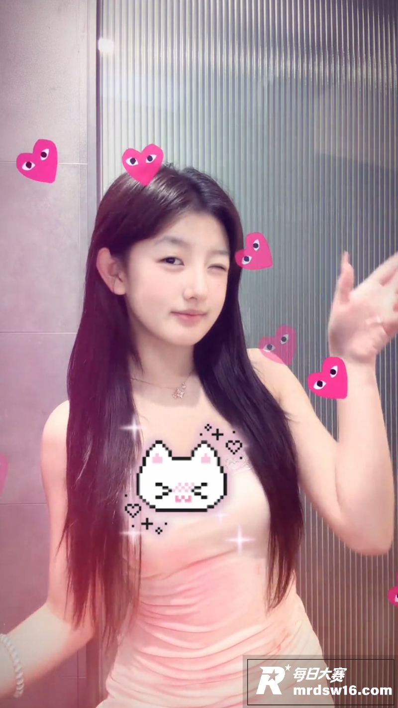 抖音高颜值网红 小小相关图片8